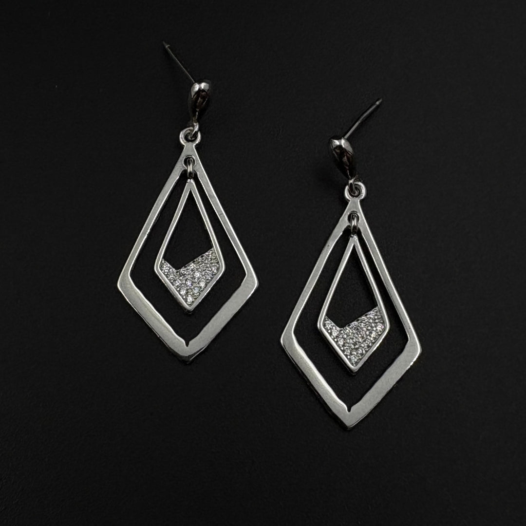 GeoFrame Sparkle Earrings | 925 Silver