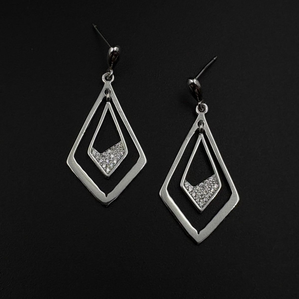 GeoFrame Sparkle Earrings | 925 Silver