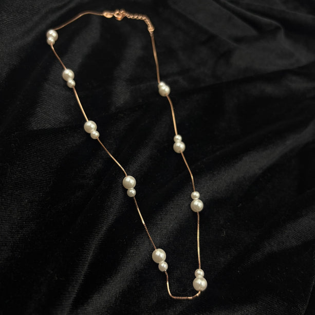 Rosé Line Delicate Pearl Necklace | 925 Silver