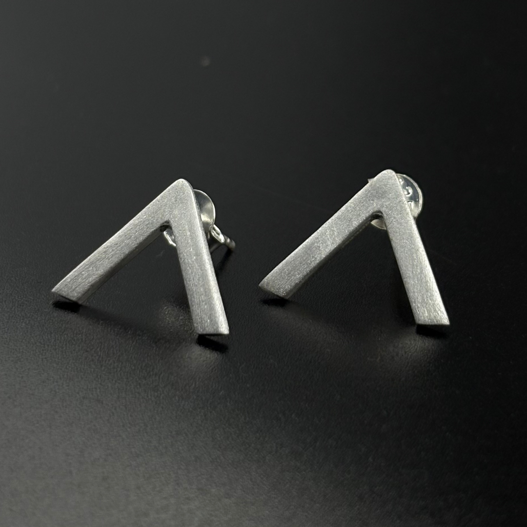 Mini V Line Earrings | 925 Silver