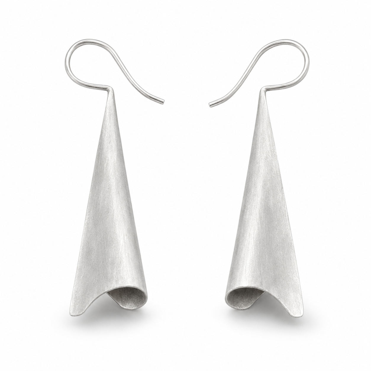 Silver Bell Curve Earrings | 925 Silver