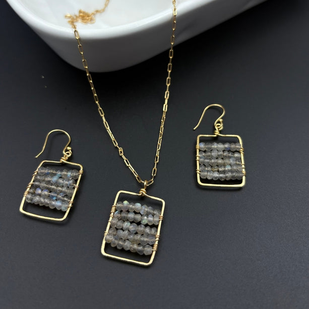 Golden Grid Elegance Set | 925 Silver