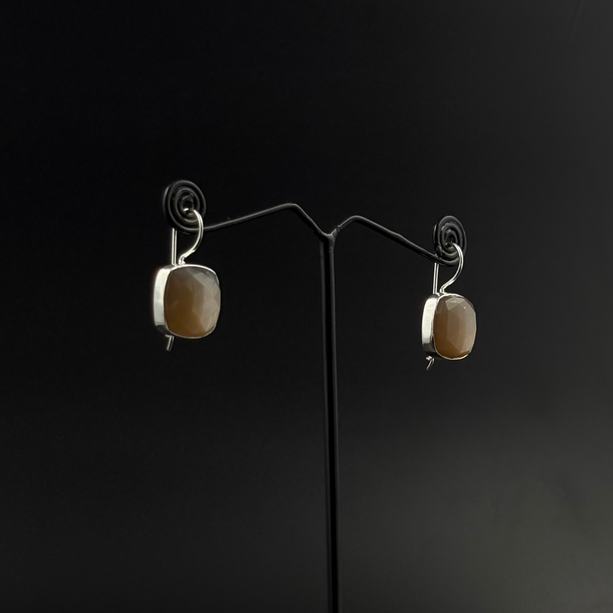 Pech Stone Cushion Drop Earrings | 925 Silver