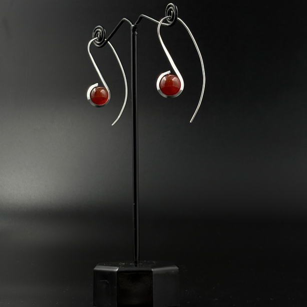 Silver Curve Drop Earrings – Red | 925 Silver
