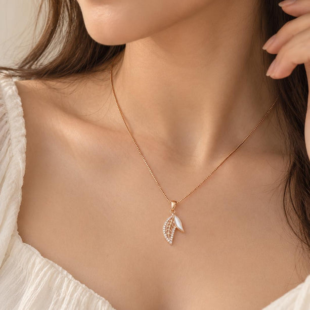 Serena Teardrop Necklace