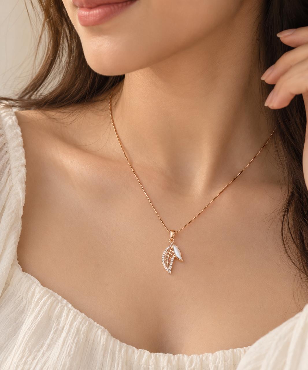 Serena Teardrop Necklace