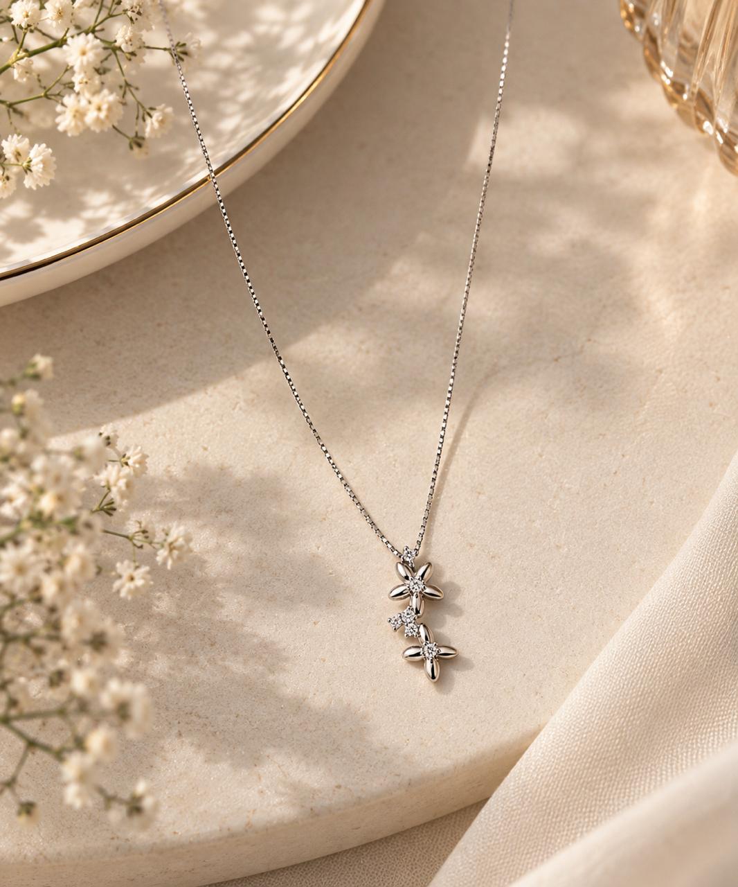 Luna Floral Pendant Necklace