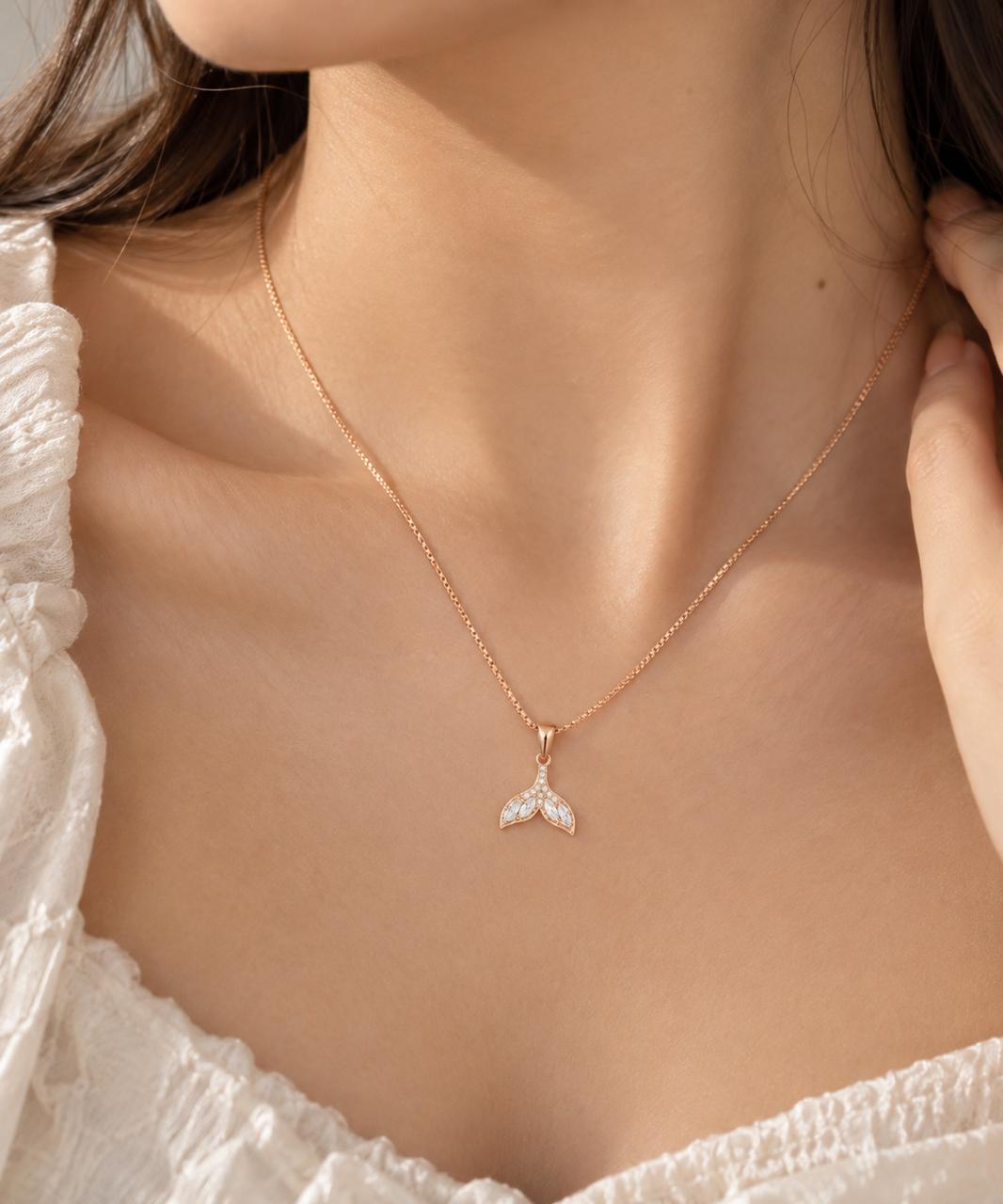 Serena Minimal Pendant Necklace