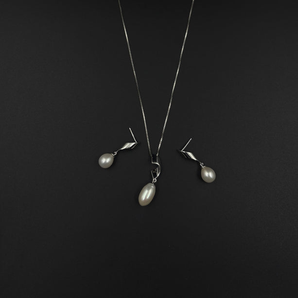 Whispers of Elegance Pearl Jewelry Set | 925 Silver