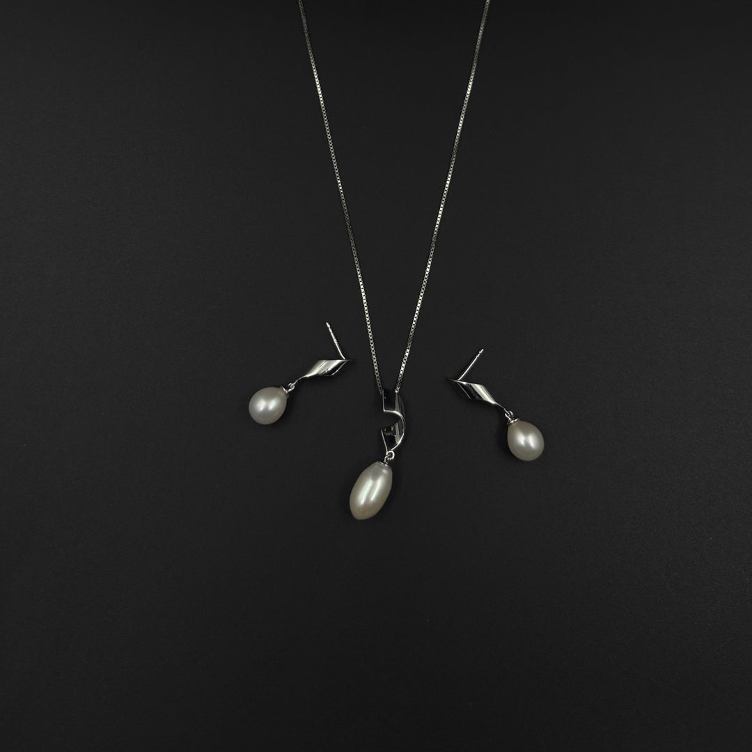 Whispers of Elegance Pearl Jewelry Set | 925 Silver