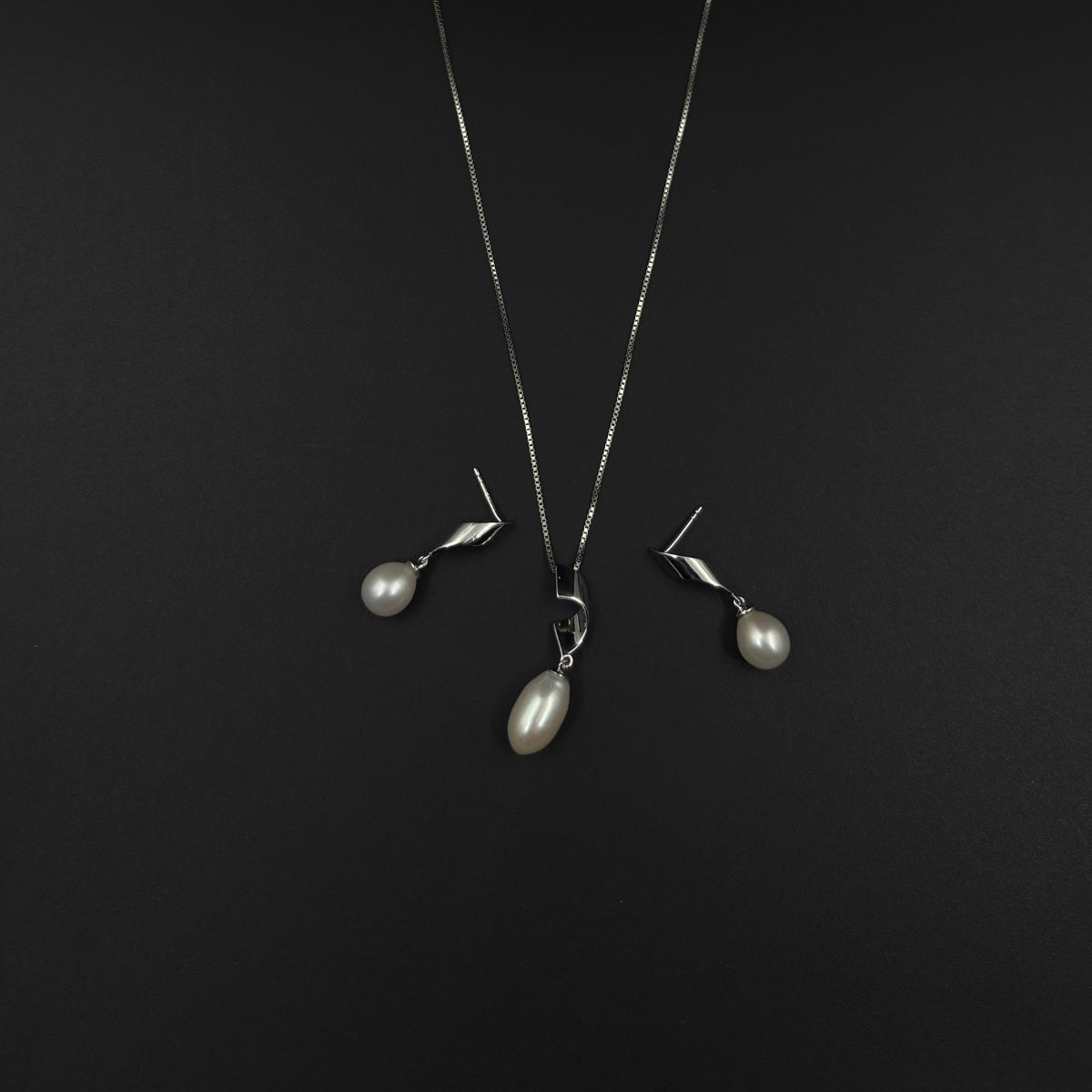 Whispers of Elegance Pearl Jewelry Set | 925 Silver