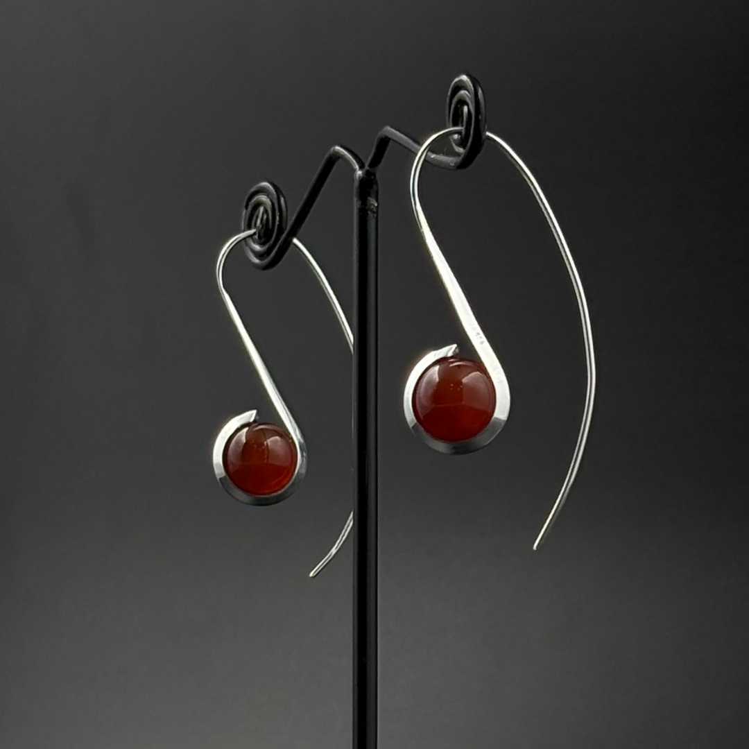 Silver Curve Drop Earrings – Red | 925 Silver