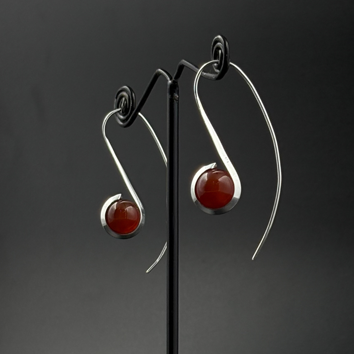 Silver Curve Drop Earrings – Red | 925 Silver