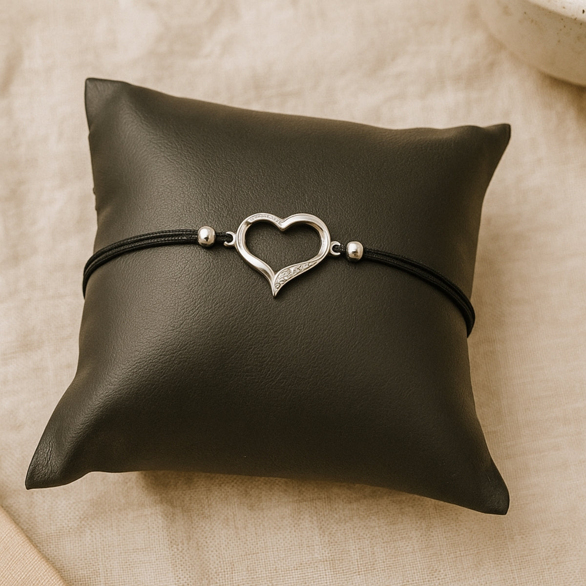 Minimal Heart Cord Bracelet | 925 Silver