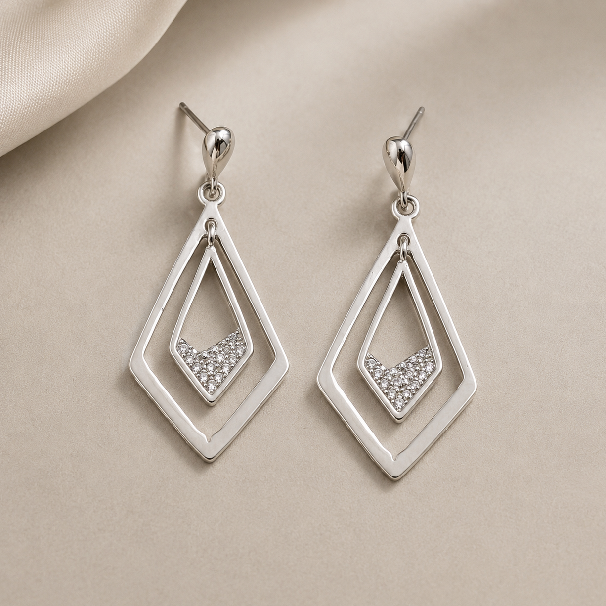 GeoFrame Sparkle Earrings | 925 Silver