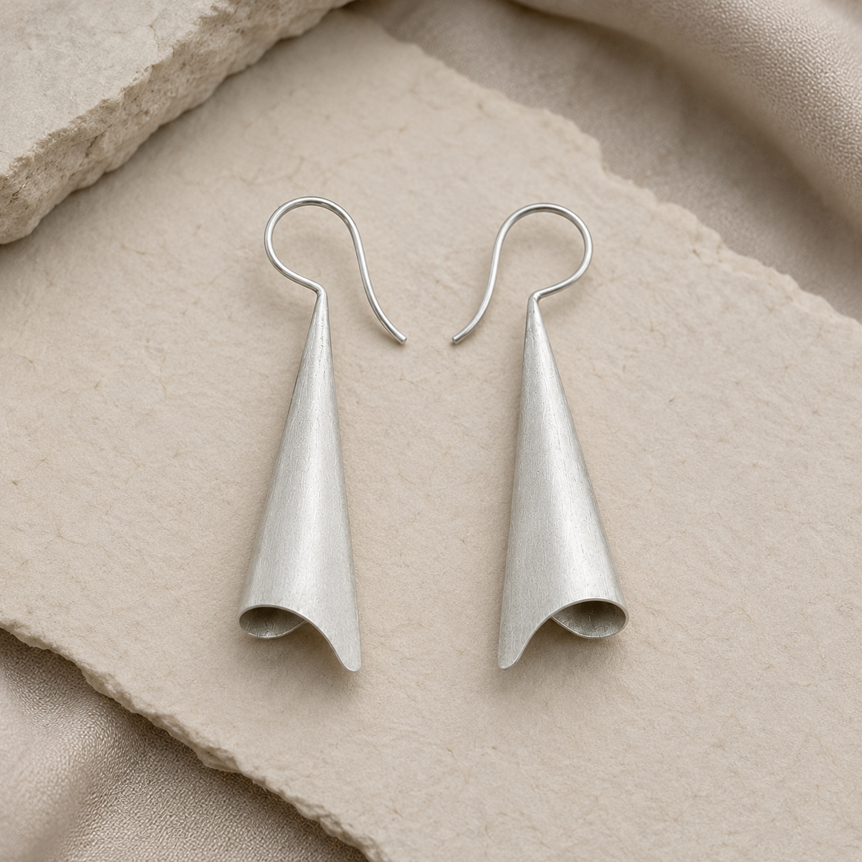 Silver Bell Curve Earrings | 925 Silver