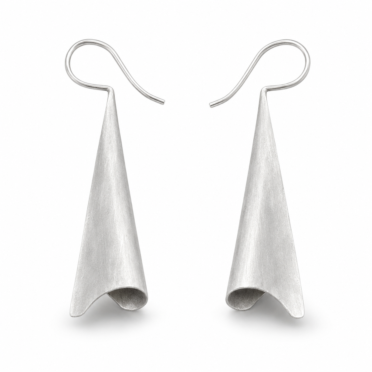 Silver Bell Curve Earrings | 925 Silver