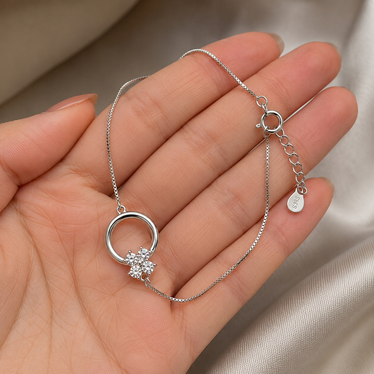 Circle of Grace Bracelet | 925 Silver
