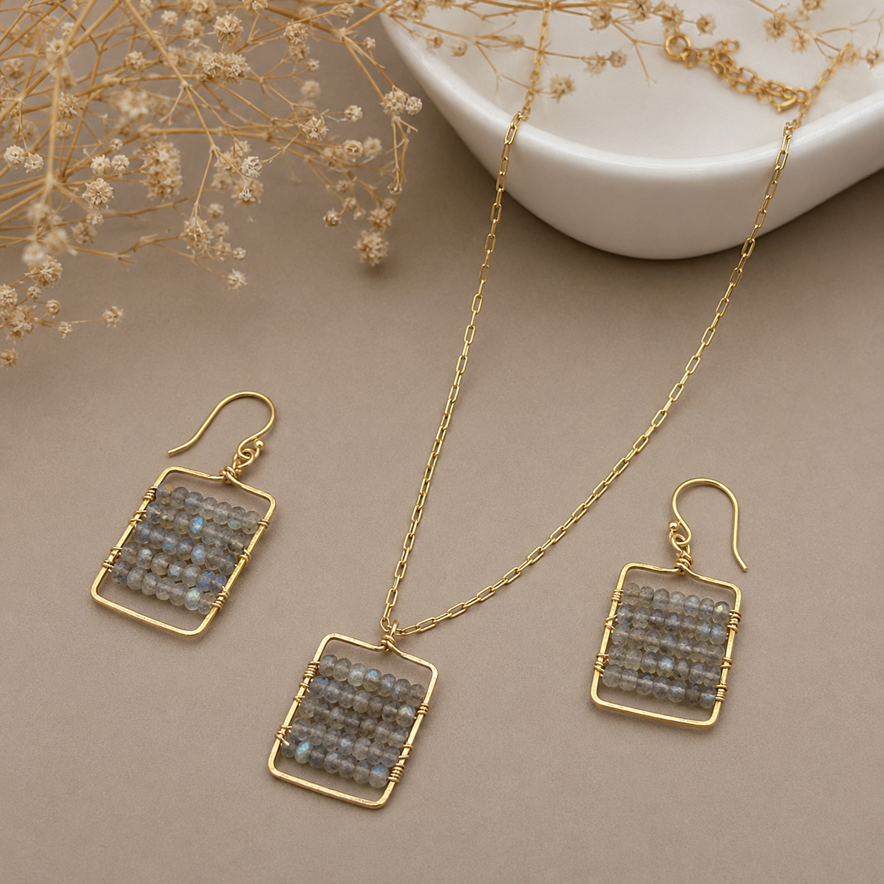 Golden Grid Elegance Set | 925 Silver