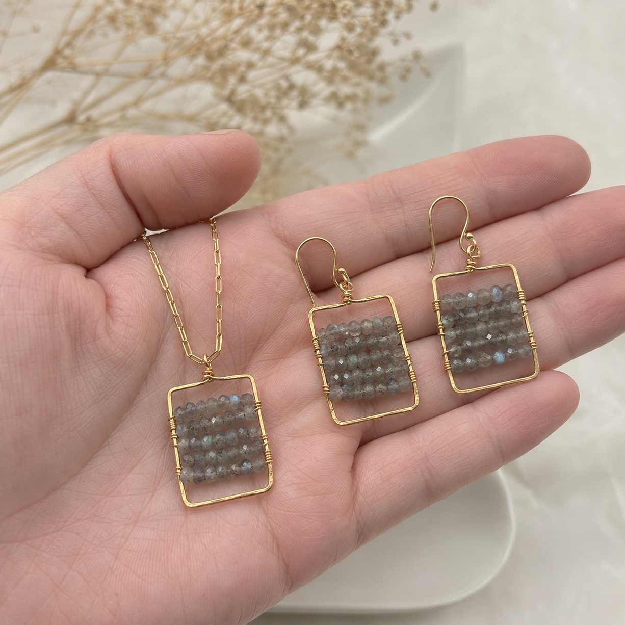 Golden Grid Elegance Set | 925 Silver