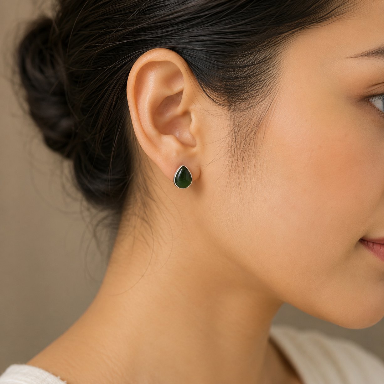 Green Teardrop Stone Stud Earrings | 925 Silver