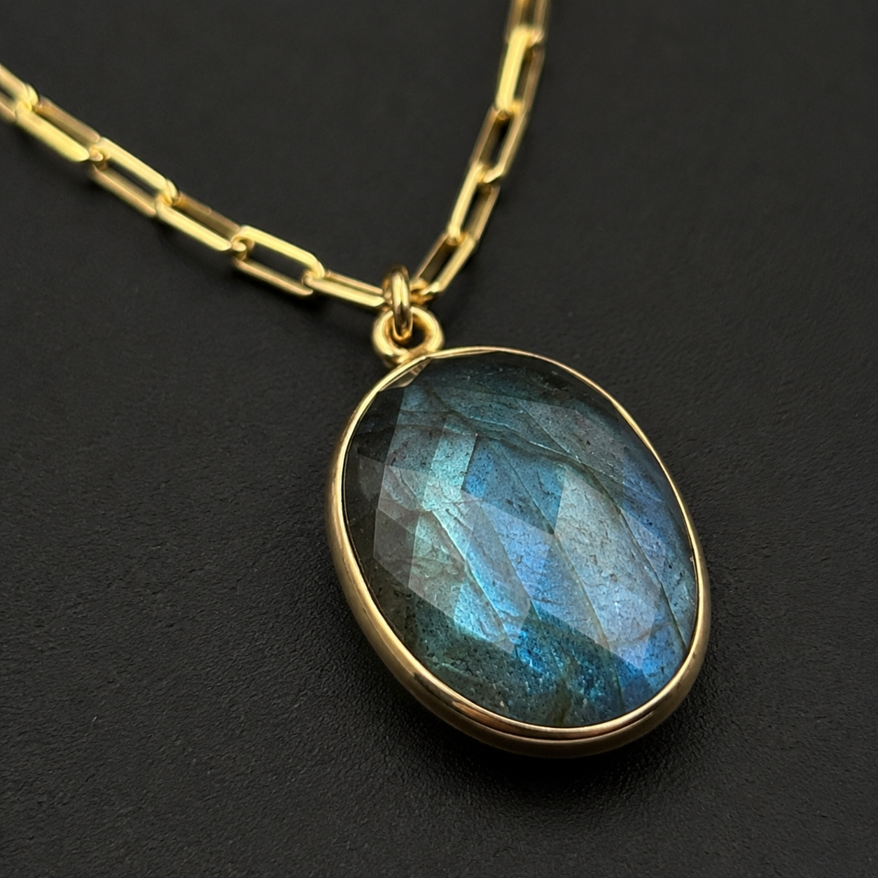 Moonlit Aura Oval Pendant | 925 Silver