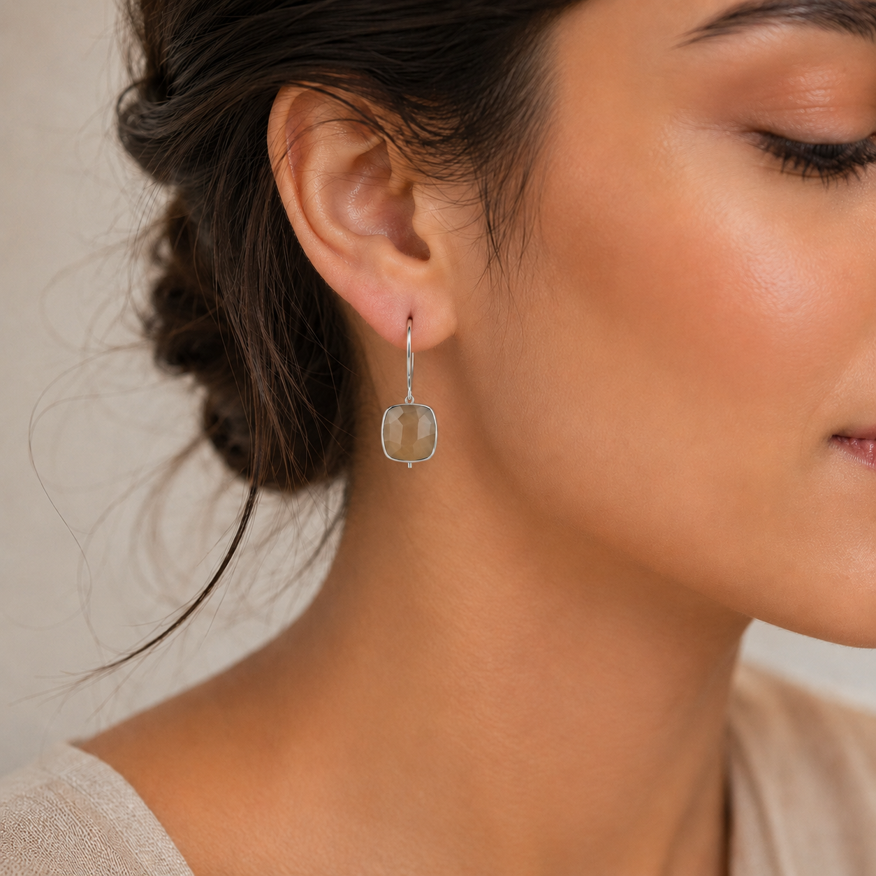 Pech Stone Cushion Drop Earrings | 925 Silver