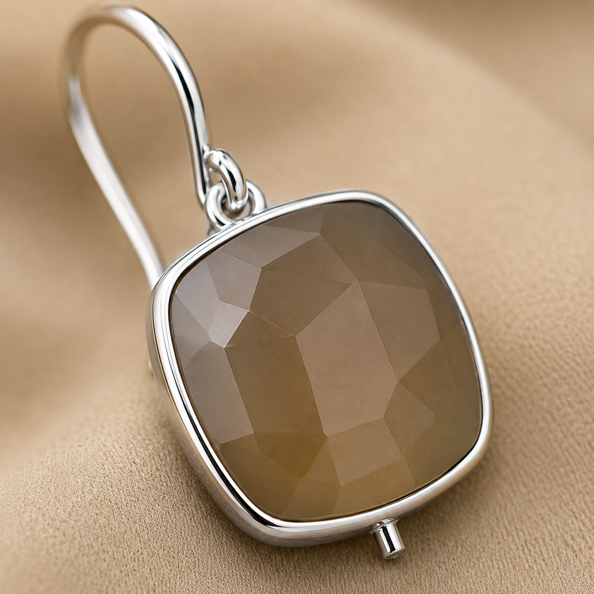 Pech Stone Cushion Drop Earrings | 925 Silver