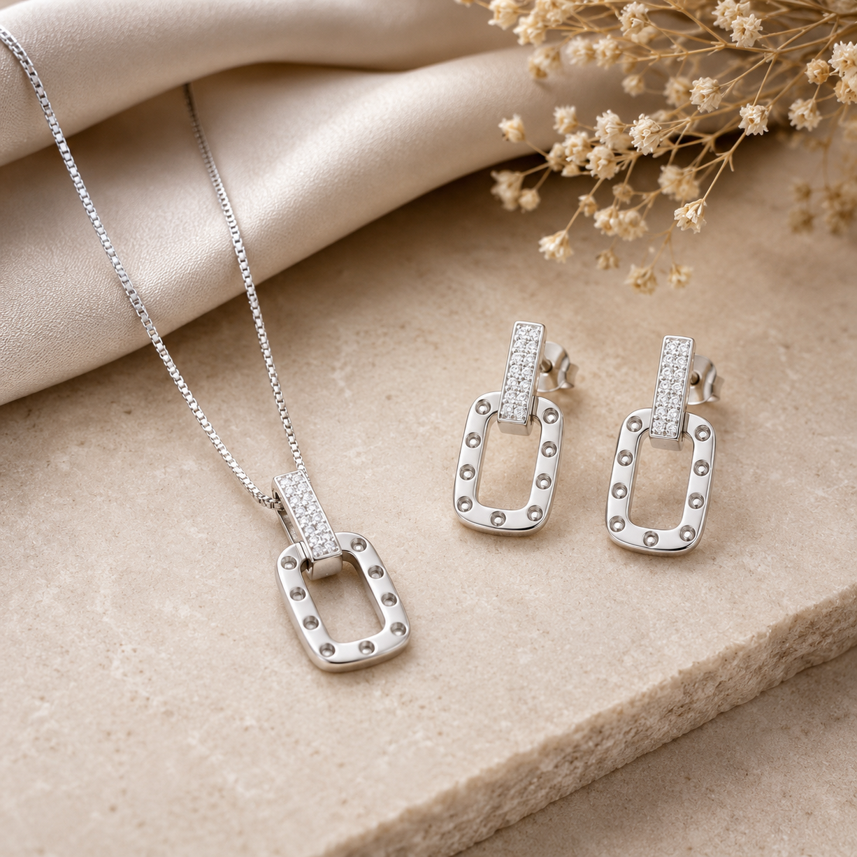 Urban Link Pendant & Earrings | 925 Silver