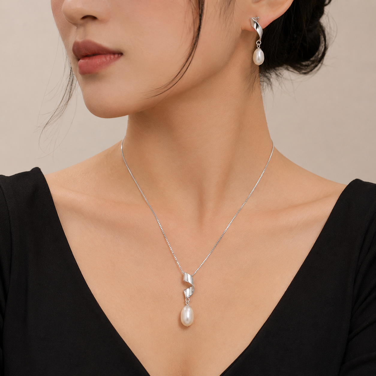 Whispers of Elegance Pearl Jewelry Set | 925 Silver