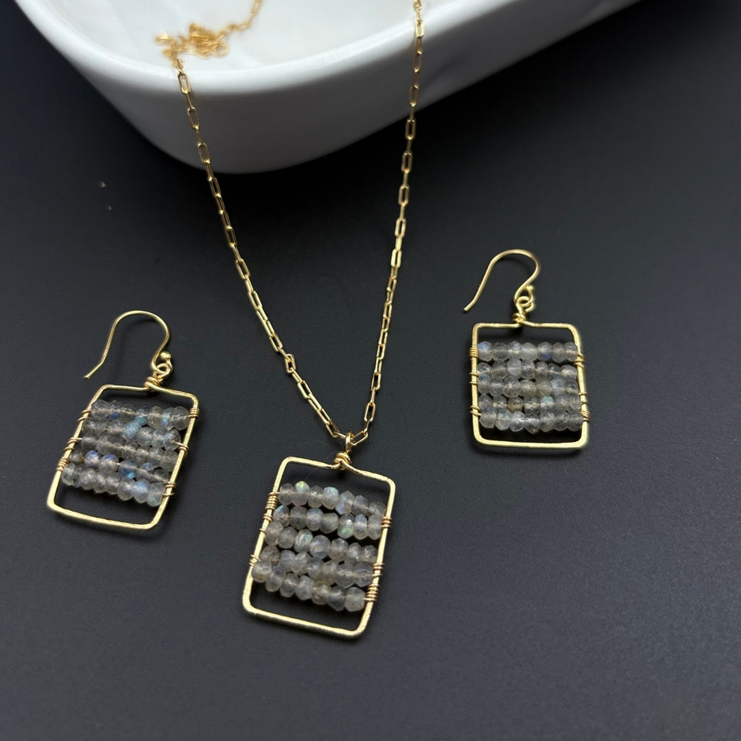 Golden Grid Elegance Set | 925 Silver